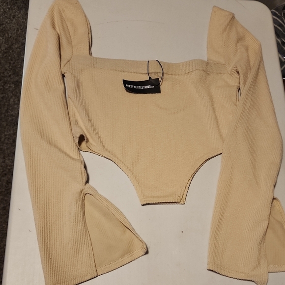 PrettyLittleThing Tops - PrettyLittleThing NWT Cream Ribbed Long Sleeve Top
